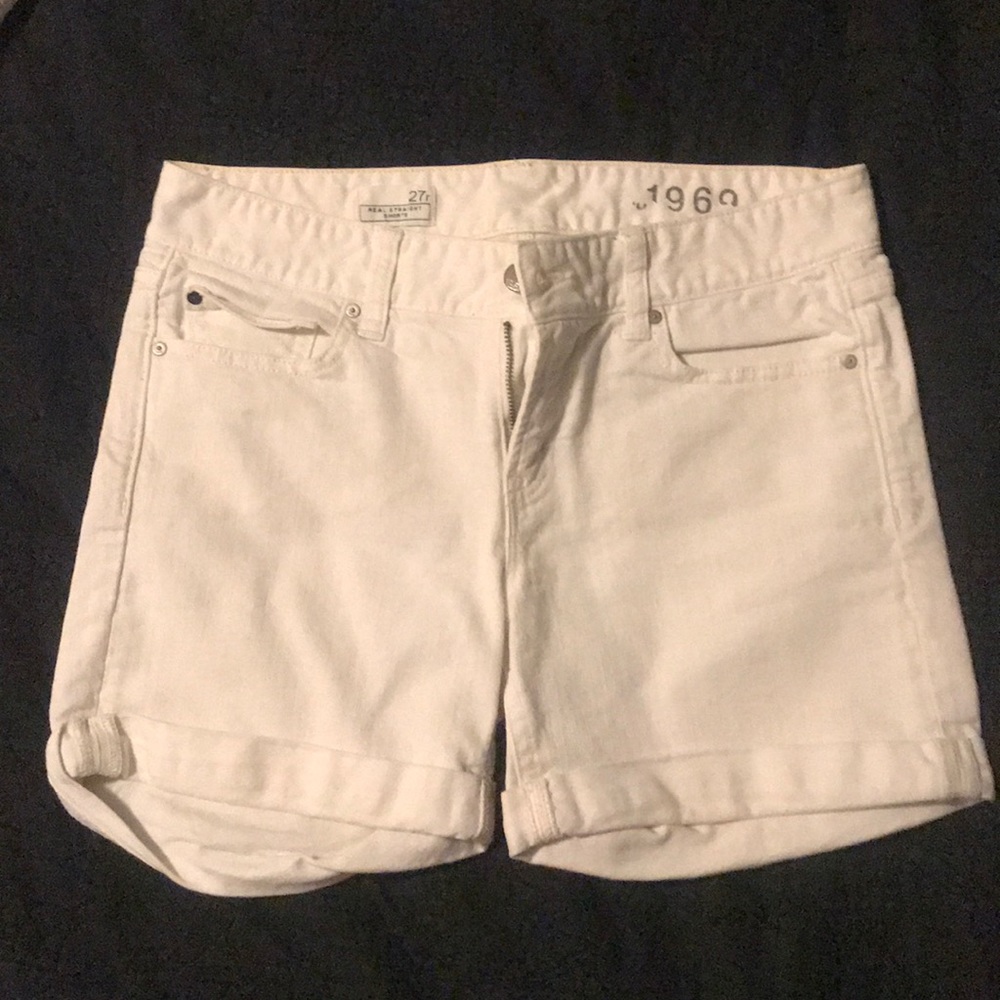 Gap shorts